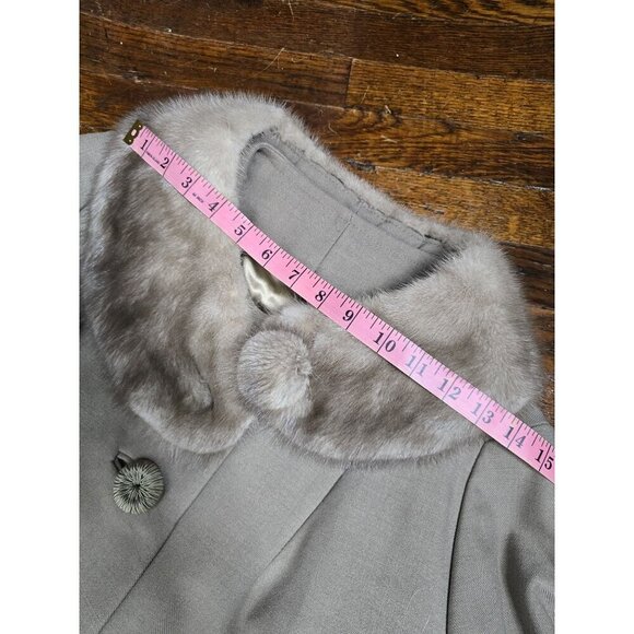 Vintage 1960s Swing Coat with Real Fur Collar - Picture 7 of 16